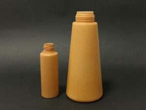 ブロー成形ボトル